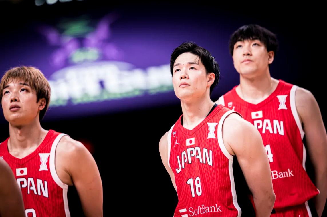 高于日本队, 日本队 高于日本队, 日本队